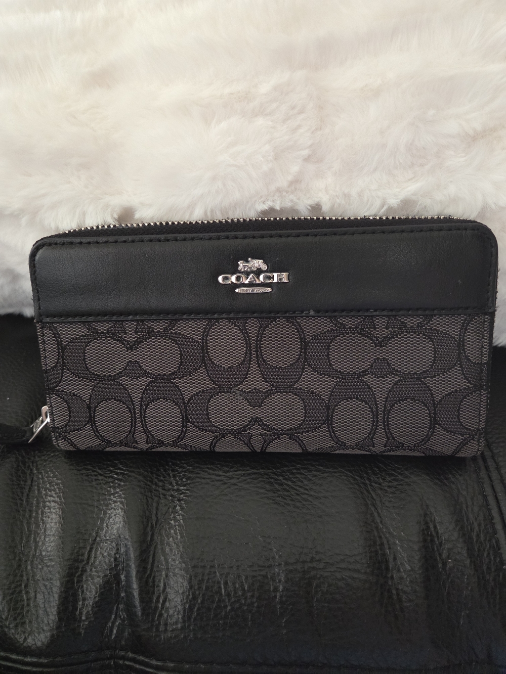 Coach Signature Zip Wallet in Black and Charcoal